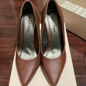 Michael Antonio brown pumps